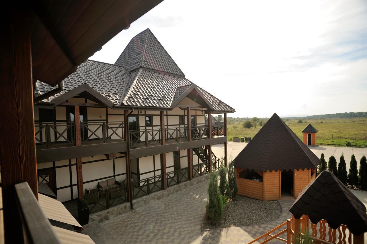 Hotel Vulyk Duliby Buitenkant foto